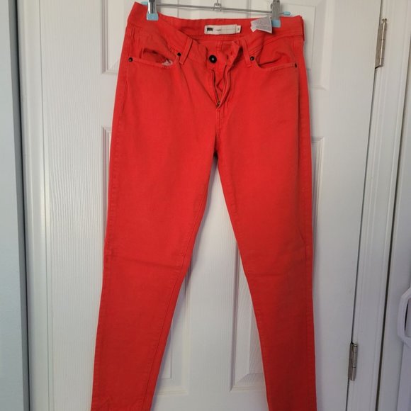 Levi's Red Jeggings